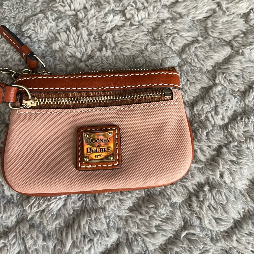 Dooney & Bourke Torino small coin case